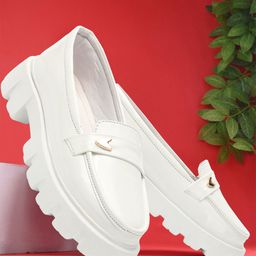 EVOLTAR Women Loafers-image-2