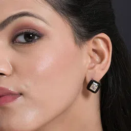 Designbox Square Studs Earrings image 3