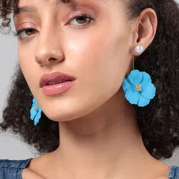 SOHI Set Of 2 Gold-Plated Pearls Beaded Floral Drop Earrings image 4