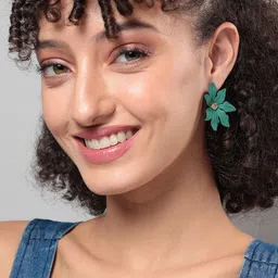 SOHI Set Of 2 Gold-Plated Contemporary Drop Earrings image 5