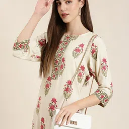 SHOWOFF Floral Printed Gotta Patti Straight Kurta-image-80