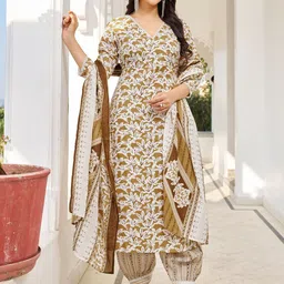 VIBE VISION Women Floral Printed Regular Gotta Patti Kurta with Trousers & With Dupatta-picture-49
