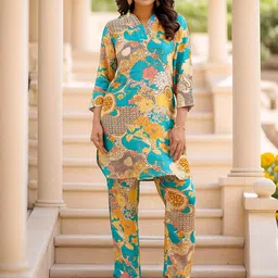 NAINVISH Printed Straight Tunic With Trousers Co-Ords-picture-40