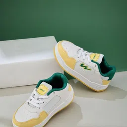 Campus Kids Colourblocked Sneakers-image-25