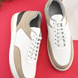 The Roadster Lifestyle Co Men Colourblocked Lightweight Lace Up Casual Sneakers-image-10