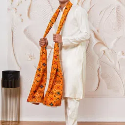 VASTRAMAY Men Regular Kurta with Pyjamas & With Dupatta image 5