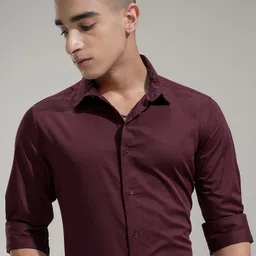 HIGHLANDER Men Comfort Fit Spread Collar Solid Cotton Casual Shirt-picture-4