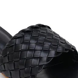 Misto Woven Design Block Heels image 5