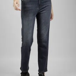 Numero Uno Women Straight Fit Light Fade Stretchable Jeans-image-17