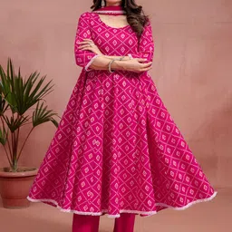 KASYA Women Geometric Printed Cotton Kurta with Trousers & Dupatta-51