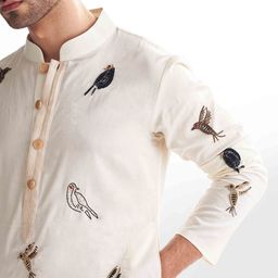 Agrajain Men Ethnic Motifs Embroidered Regular Sequinned Kurta with Pyjamas image 4