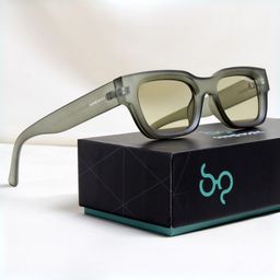 SUNGLASSIC Unisex Square Sunglasses with UV Protected Lens image 1