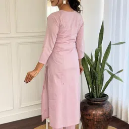 Navlik Women Embroidered Regular Kurta with Trousers & With Dupatta image 5