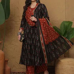GULMOHAR JAIPUR Women Ethnic Motifs Printed Regular Pure Cotton Kurta Sets With Dupatta-picture-46