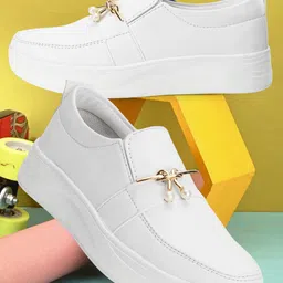 EVOLTAR Women Slip-On Sneakers-picture-43
