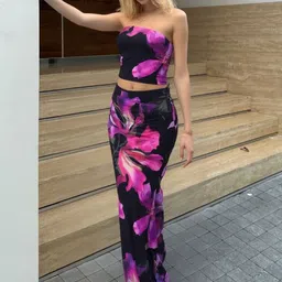 Outzidr Printed Strapless Tube Top & Skirt Co-ords-image-78
