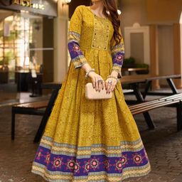 ARADHNA Women Paisley Printed Thread Work Anarkali Kurta-image-66