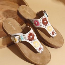 THE WHITE POLE Women Elegant Embroidered Flats-image-81