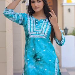 Anushansa Floral Embroidered Thread Work Thread Work Kurti-picture-2