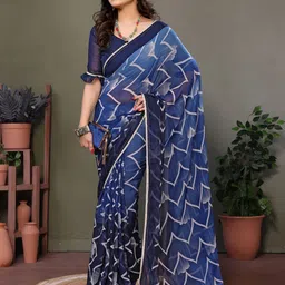 DIVASTRI Geometric Printed Block Print Saree image 2