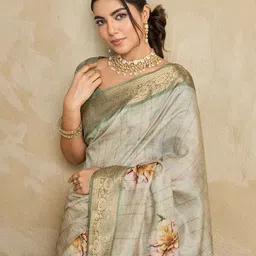 TASRIKA Floral Zari Silk Blend Saree-26