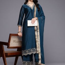 Varanga Blue Floral Embroidered V-Neck Regular Straight Kurta With Palazzo With Dupatta-image-8