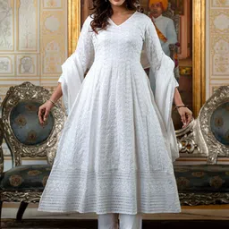 SANISA Floral Embroidered V-Neck Thread Work Anarkali Kurta With Trousers & Dupatta-picture-54