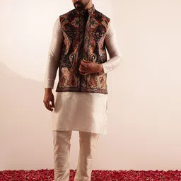 SOJANYA Men Ethinic Motifs Printed Regular Straight Kurta Pyjamas-55