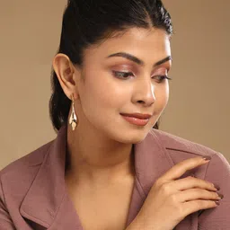 Yinara Gold-Plated Teardrop Shaped Drop Earrings-32