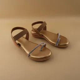 Ozuri Women Embellished Metallic One Toe Flats-image-94