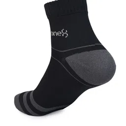 One8 Men Pack Of 3 Patterned Above Ankle Length Rapid-Dry Socks image 2