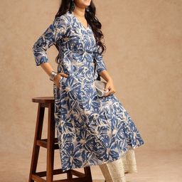 Vbuyz Floral Printed V-Neck A-line Kurta-picture-36