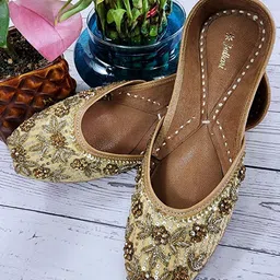 Fulkari Women Ethnic Mojaris Flats-image-25