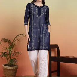 VAHSON Women Ethnic Motifs Embroidered Chikankari Indie Florals Georgette Kurta-picture-51