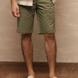 Uncluttered Closet Men High-Rise Cotton Regular Fit Chino Shorts-picture-42