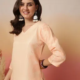 Anouk Rustic Women Floral Printed V Neck Kurta-image-83