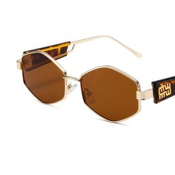 Arzonai Unisex Brown Lens & Gold-Toned Sunglasses With UV Protected Lens-picture-48