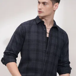 HIGHLANDER Men Slim Fit Opaque Striped Casual Shirt-picture-46