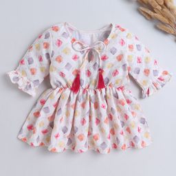 The Magic Wand Geometric Print Tie-Up Neck Puff Sleeve Cotton Peplum Top-picture-43