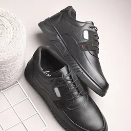 knoos Men Lace-Ups Sneakers-50