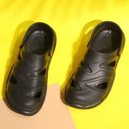 GRAGE Men Self Design Clogs-2
