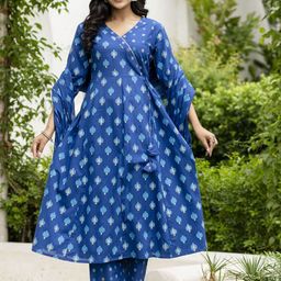 POSHART FASHION AS UNIQUE AS YOU ARE Women Floral Printed Regular Pure Cotton Kurta Sets-image-67