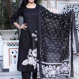 ROOTSOUL Floral Printed Round Neck Pure Cotton Straight Kurta With Trousers & Dupatta-picture-11