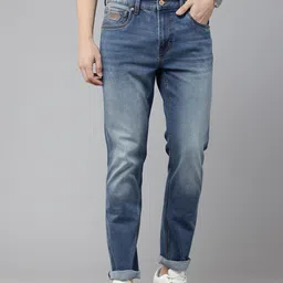 U.S. Polo Assn. Denim Co. Men Slim Tapered Fit Mid-Rise Light Fade Stretchable Jeans-picture-17