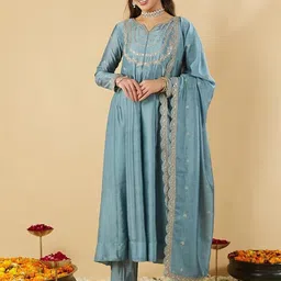KALINI Floral Yoke Design Sequinned Art Silk Anarkali Kurta With Trousers And Dupatta-15