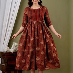 FASHION CLOUD Women Maroon Kurtis-image-61