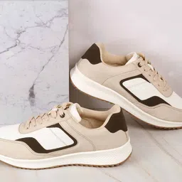 Mochi Men Colourblocked Sneakers-91