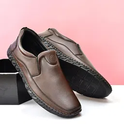 FUNNY FIRE Men Slip-On Loafers-picture-18