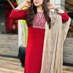 VredeVogel Floral Yoke Design Regular Sequinned Kurta With Trousers & Dupatta image 3