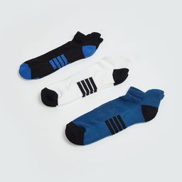 max Men Pack Of 3 Ankle Length Socks-image-57
